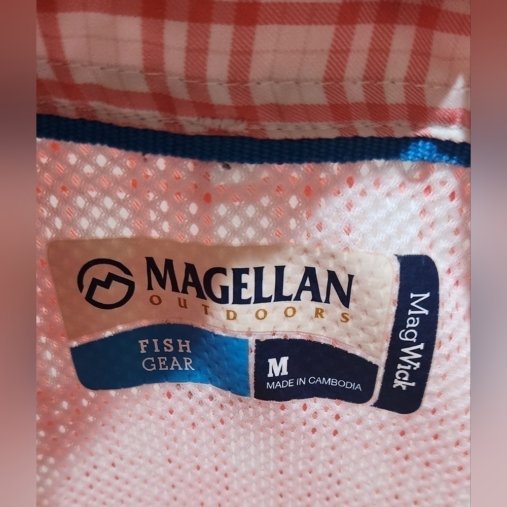 Magellan M fish gear vented pink gingham fishing - Picture 6 of 8